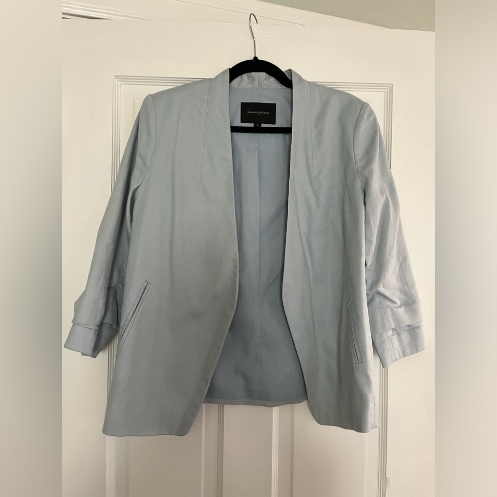 Light blue linen blazer (size 8)